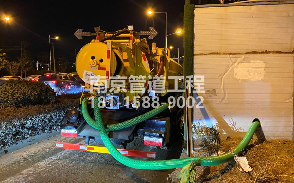 266古林临时工地抽粪
