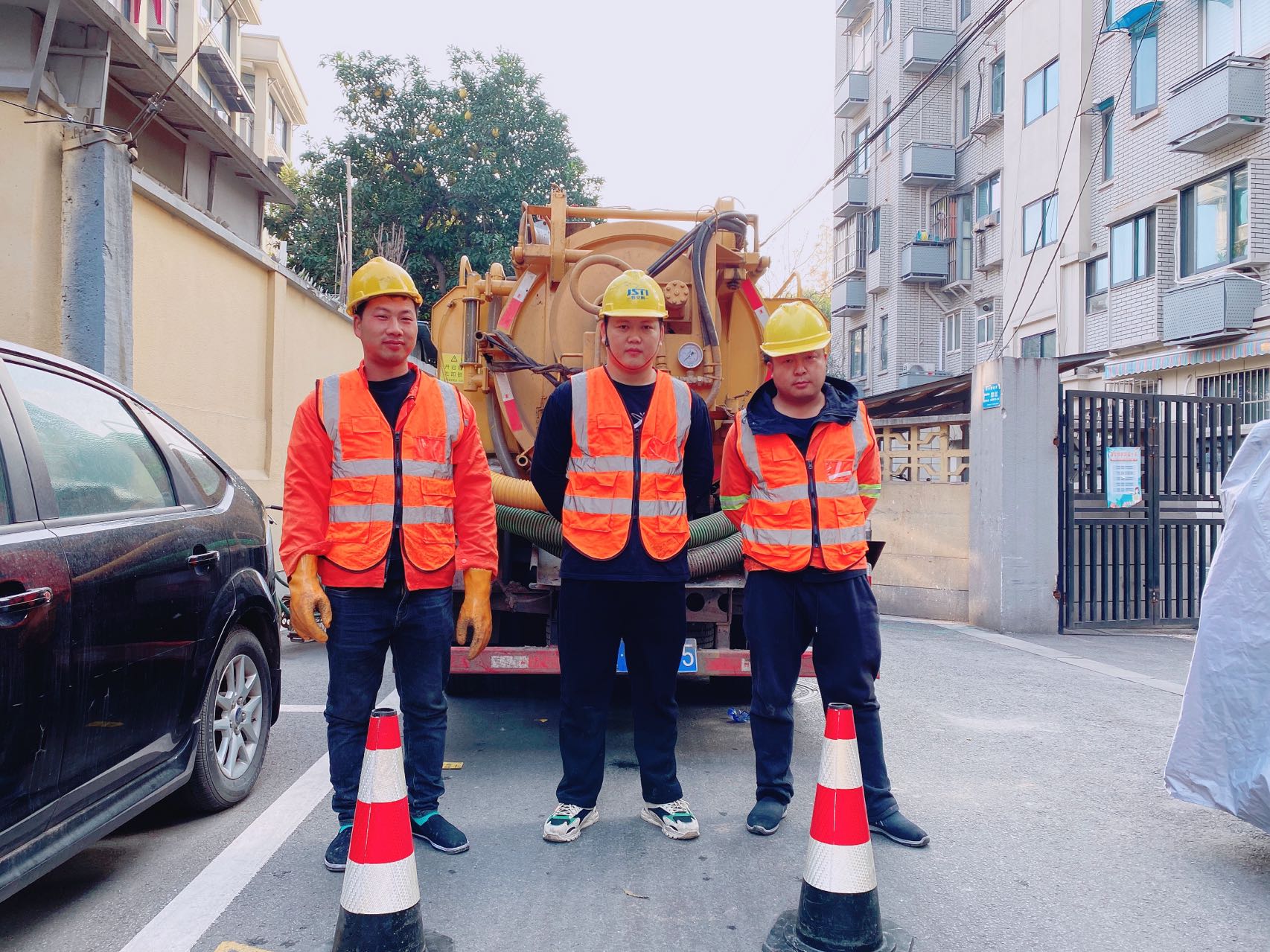 古林南京某小区管道清淤检测施工